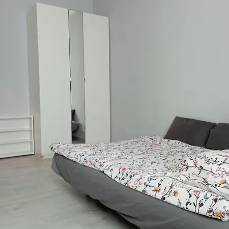 Podchorazych 25A M 9 Apartament Apartment