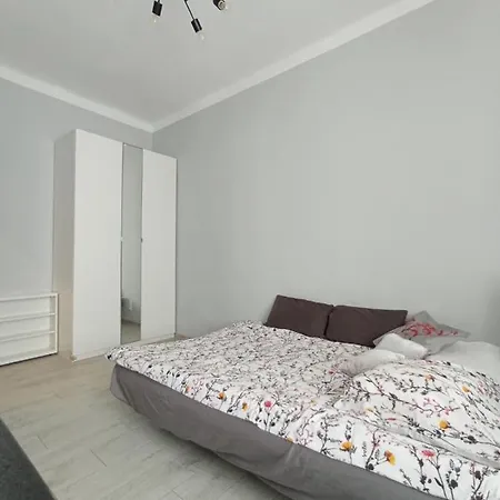 Apartment Podchorazych 25A M 9 Apartament Warsaw